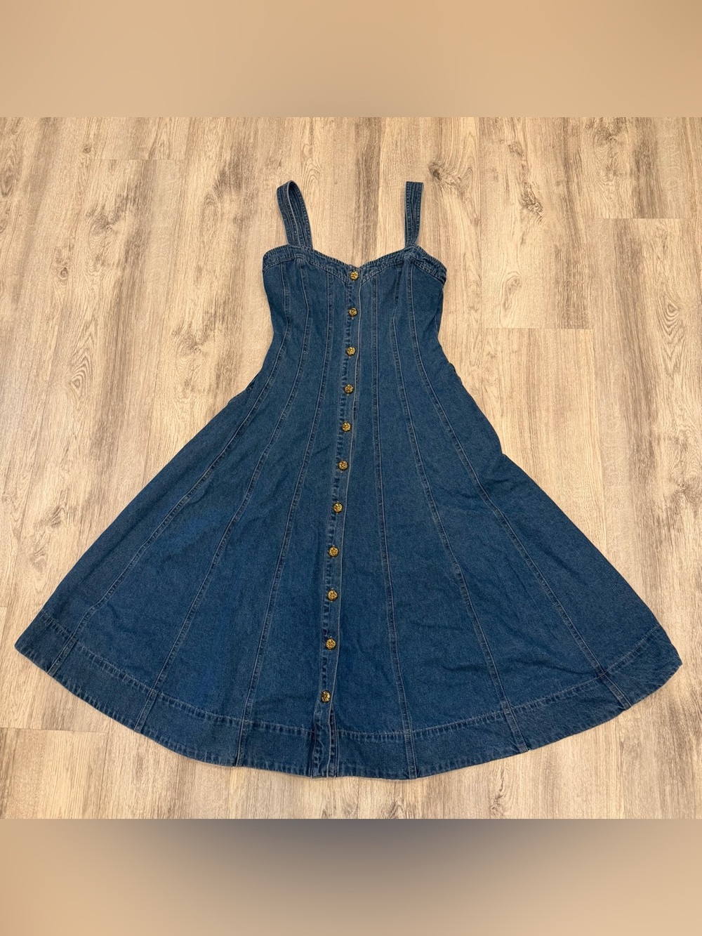 Free Market Denim Button Front Midi Dress Size Medium Pockets A-Line - Picture 2 of 3